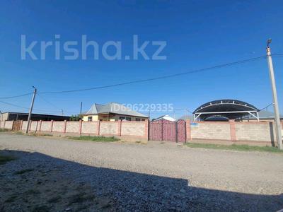 Отдельный дом · 5 комнат · 115 м² · 18 сот., Сауран 6 — Массив қайнар за 70 млн 〒 в Таразе