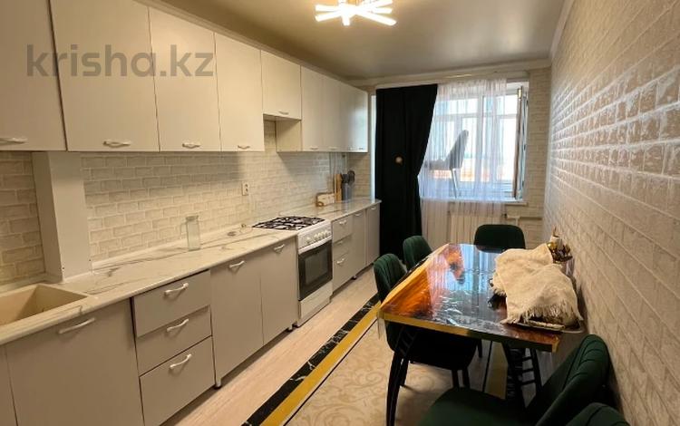 3-комнатная квартира · 110 м² · 9/9 этаж, Кунаева за 21 млн ₸ в Актобе, мкр. Курмыш — фото 6
