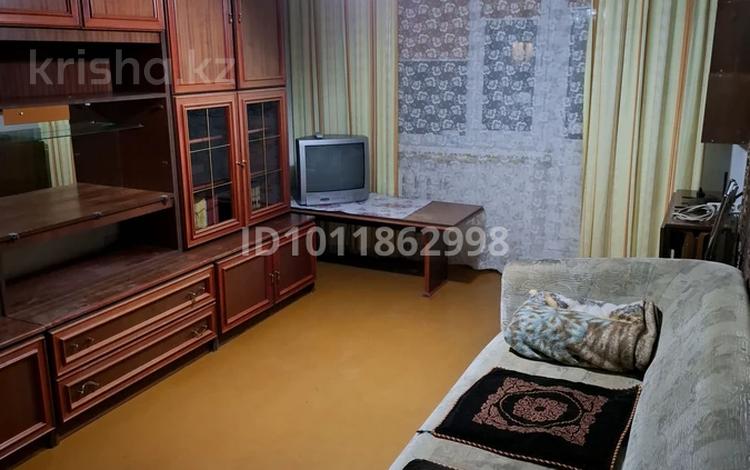 2-комнатная квартира · 43 м² · 5/5 этаж, ул. Олжабай батыра 17 за 140 000 ₸ в Павлодаре — фото 2