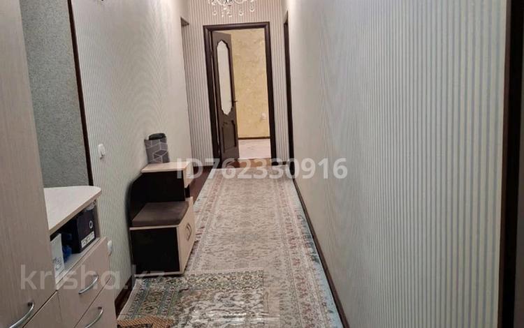 4-комнатная квартира · 107 м² · 2/6 этаж, 31А мкр 18 за 33 млн 〒 в Актау — фото 2