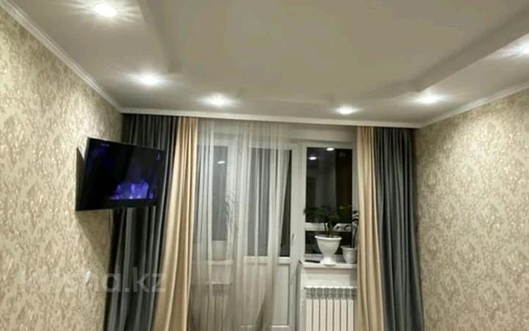 2-комнатная квартира · 45 м² · 5/5 этаж, Производственная 3 — Дома находиться возле рынка Караван за 13.5 млн ₸ в Уральске — фото 2