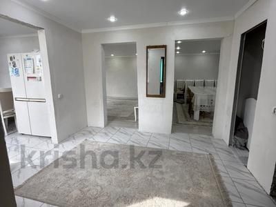 Жеке үй · 3 бөлме · 90 м² · 12 жүзд., Советская — Серебрякова, бағасы: 13 млн ₸ в Круглоозерном