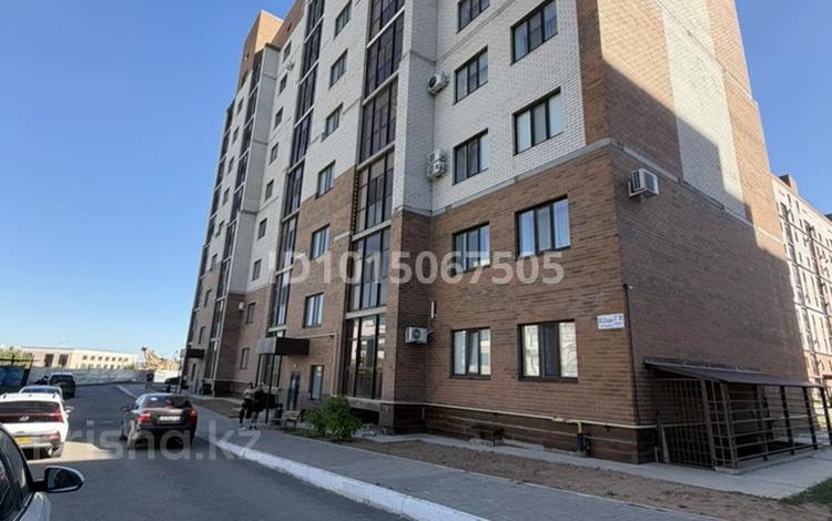 2-бөлмелі пәтер · 73 м² · 6/9 қабат, Алтын орда ш/а., Мустафы Шокая 2В/1, бағасы: 32 млн ₸ в Актобе, мкр. Алтын орда — фото 2