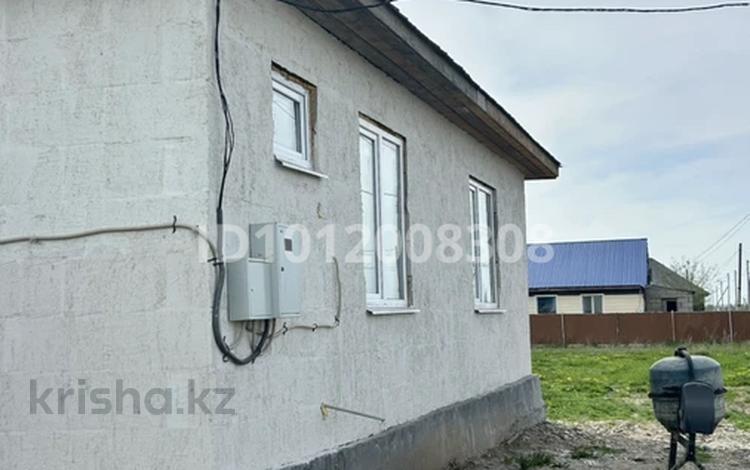Отдельный дом · 4 комнаты · 100 м² · 10 сот., Ақжелкен 19 — 28- микро район за 18 млн ₸ в Усть-Каменогорске, Ново-Явленка — фото 2
