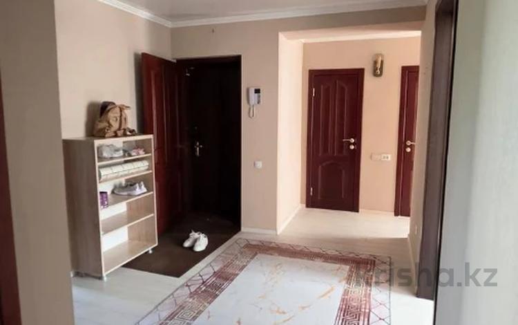 3-бөлмелі пәтер · 81.1 м² · 3 қабат, Токсан би 82, бағасы: 300 000 ₸ в Петропавловске — фото 4