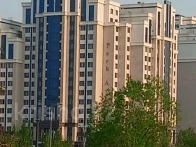 3-комнатная квартира · 96 м² · 16/18 этаж, Туркестан 18 — Ботанический Сад за 78 млн 〒 в Астане, Есильский р-н