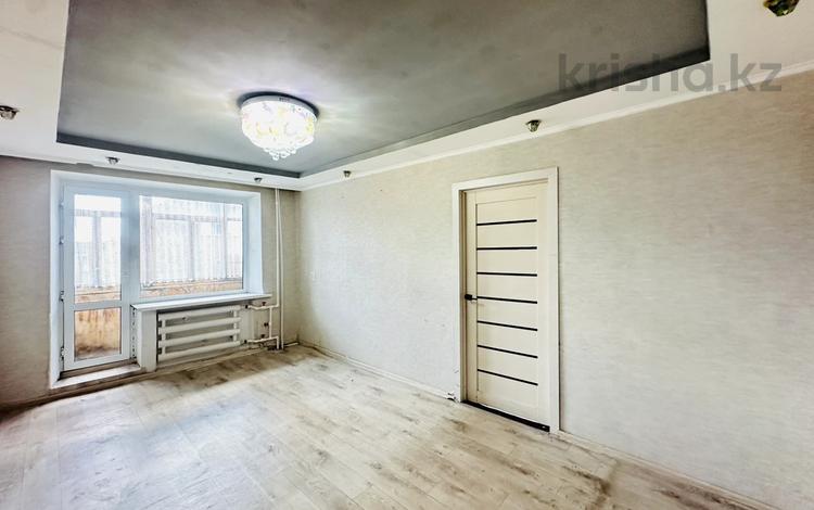 3-комнатная квартира · 52 м² · 4/5 этаж, Ленинградская 77 за 8 млн ₸ в Шахтинске — фото 2