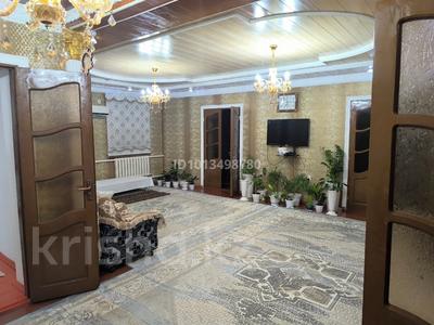 Отдельный дом · 7 комнат · 180 м² · 10 сот., Дибаева 23 — Казына супермаркет, халык сити, дэйли фуд, баня. т.б за 45 млн ₸ в Туркестане