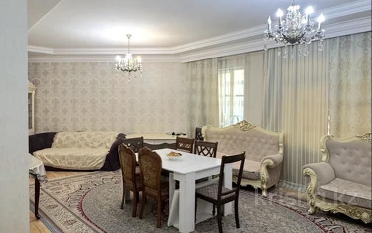 3-бөлмелі пәтер · 124 м² · 2/8 қабат, Орынбор 27, бағасы: 94 млн ₸ в Астане, Есильский р-н — фото 2