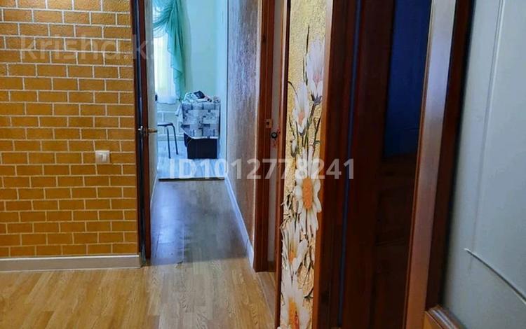 3-комнатная квартира · 61.9 м² · 5/5 этаж, Владимирская 2а за 25 млн ₸ в Атырау, мкр Авангард-4 — фото 2