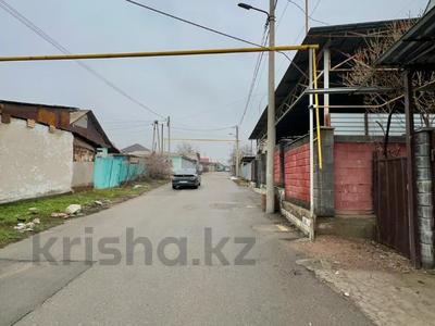 Отдельный дом · 7 комнат · 200 м² · 3 сот., Кажыгалиева 76 за 70 млн ₸ в Алматы, Ауэзовский р-н