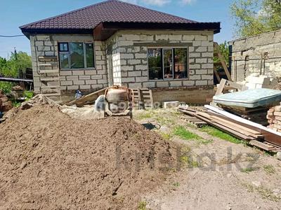 Отдельный дом • 6 комнат • 143 м² • 5.2 сот., Назарбаев за 38 млн 〒 в Уральске