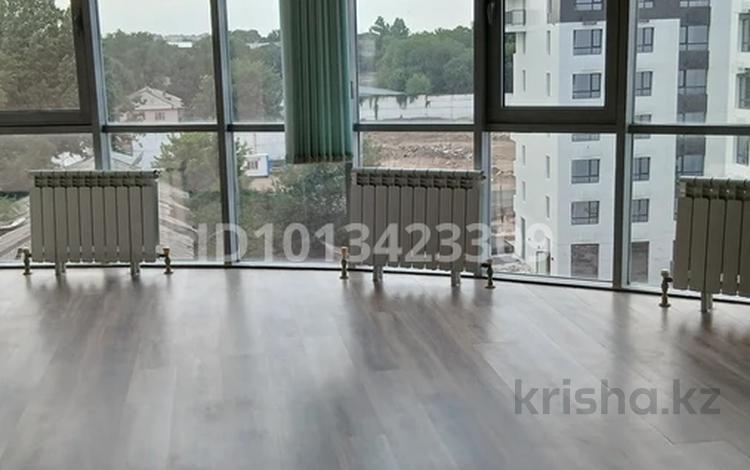 Офисы, кабинеты и рабочие места, студии · 36.3 м² за 290 400 ₸ в Алматы, Жетысуский р-н — фото 2