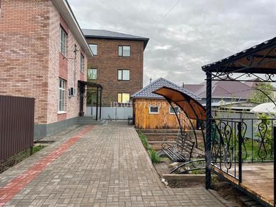 Жеке үй · 6 бөлме · 254 м² · 6.6 сот., мкр Кадыра Мырза-Али, Преображенская — Московская, бағасы: 180 млн ₸ в Уральске