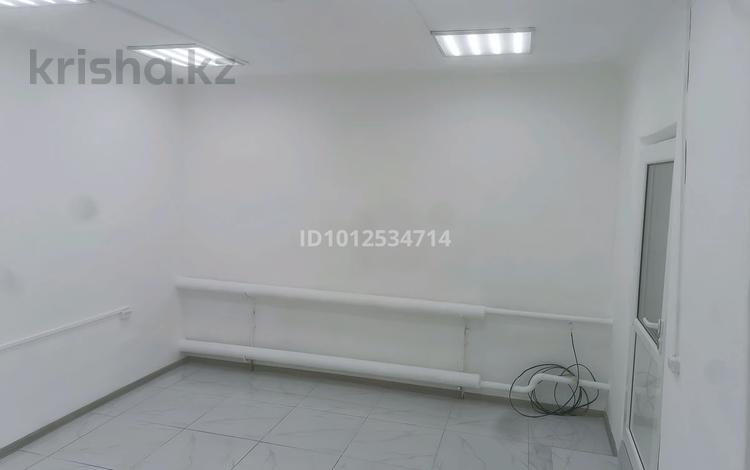 Магазины и бутики · 20 м² за 270 000 ₸ в Актобе, Старый город — фото 2