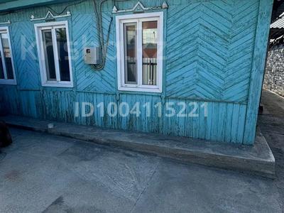 Часть дома · 4 комнаты · 75 м² · 3 сот., Гастелло 10 за 10 млн ₸ в Семее