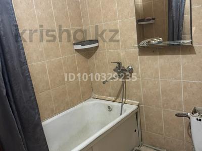 2-бөлмелі пәтер · 42 м² · 2/5 қабат, 11-й микрорайон, 11-й микрорайон 116а — Фурманова народный банк, бағасы: 140 000 ₸ в Шымкенте, Енбекшинский р-н