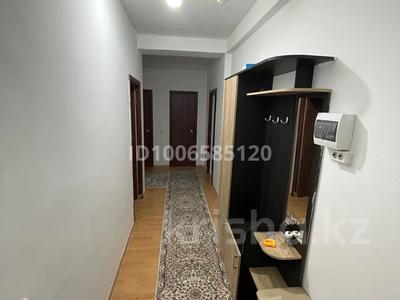 2-бөлмелі пәтер · 76 м² · 1/5 қабат, Нұрсая ш/а., Тулпар 77/2, бағасы: 180 000 ₸ в Атырау, мкр Нурсая