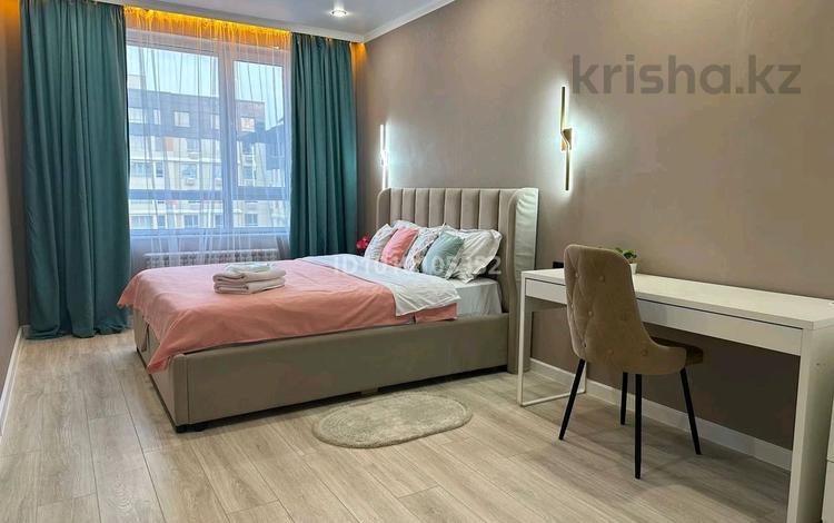 2-бөлмелі пәтер · 65 м² · 5/6 қабат, Есенберлина 11, бағасы: 22 000 ₸ в Усть-Каменогорске — фото 2