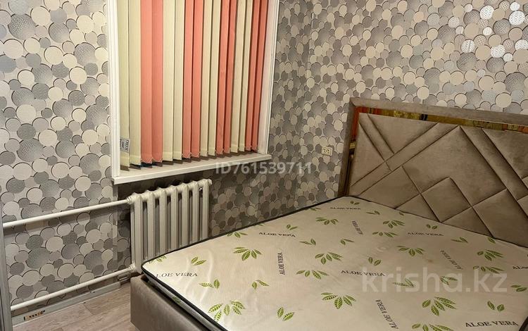 2-бөлмелі пәтер · 70 м² · 2/3 қабат, Толе би 47 — Кмк колледж,нородный банктын касында, бағасы: 10 млн ₸ в Кентау — фото 2