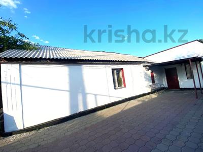 Отдельный дом · 7 комнат · 160 м² · 9 сот., мкр Новый Город, Черкасская за 33 млн ₸ в Караганде, Казыбек би р-н
