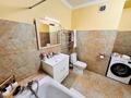 2-бөлмелі пәтер · 70 м² · 8/15 қабат, Наурызбай батыра 50 — ЦУМ, бағасы: 33 000 ₸ в Алматы, Алмалинский р-н — фото 11