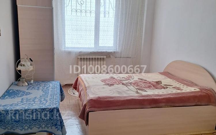 2-комнатная квартира · 60 м² · 1/5 этаж, Кемерген улы 25 — 15 мкр за 120 000 ₸ в Таразе — фото 2
