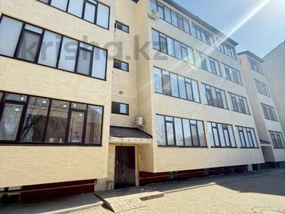 3-комнатная квартира · 100 м² · 4/4 этаж, ескалиева 149 за 42 млн ₸ в Уральске