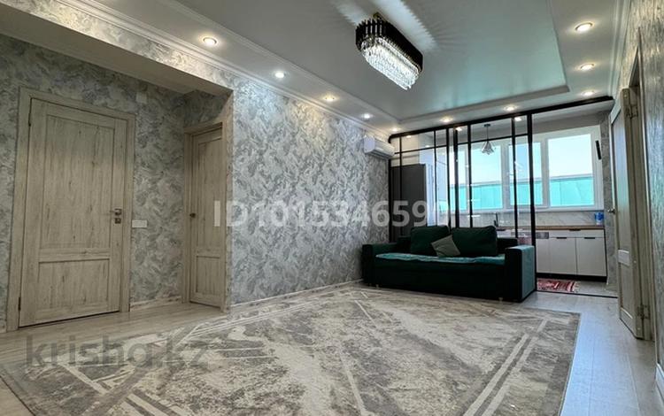 3-бөлмелі пәтер · 70 м² · 10/10 қабат, Сайран ш/а. — Сайран, бағасы: 400 000 ₸ в Алматы, Ауэзовский р-н — фото 2
