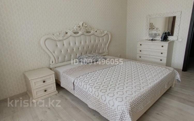4-комнатная квартира · 165 м² · 17/18 этаж, Навои 208 — Торайгырова за 65 000 ₸ в Алматы, Бостандыкский р-н — фото 3