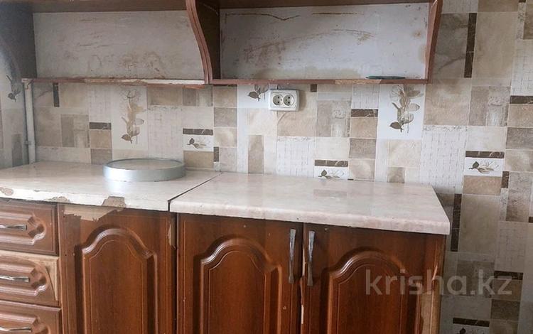 3-бөлмелі пәтер · 65 м² · 3/5 қабат, 17-шағынаудан — Аллея, бағасы: 150 000 ₸ в Шымкенте, Аль-Фарабийский р-н — фото 2