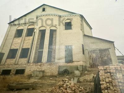 Жеке үй · 8 бөлме · 450 м² · 9 сот., мкр Кунгей , Мынбаева, бағасы: 35 млн 〒 в Караганде, Казыбек би р-н