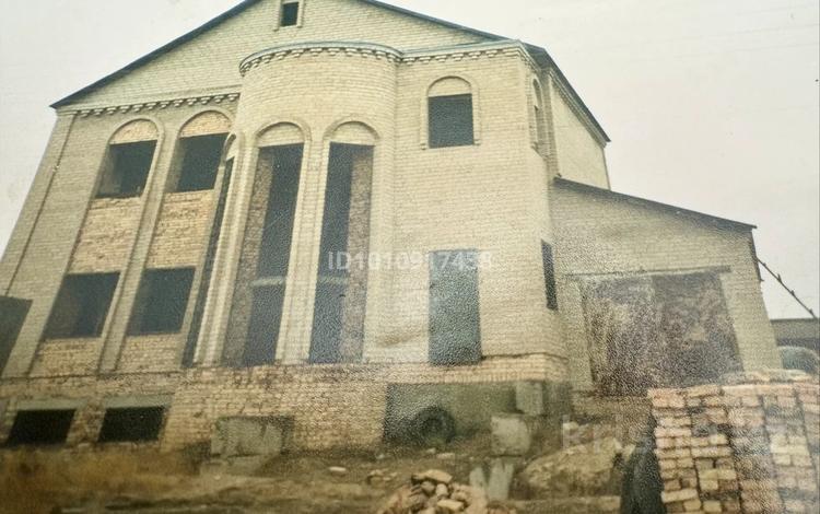 Жеке үй · 8 бөлме · 450 м² · 9 сот., мкр Кунгей , Мынбаева, бағасы: 35 млн 〒 в Караганде, Казыбек би р-н — фото 2