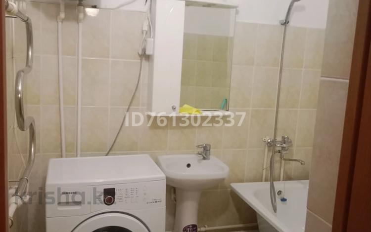 1-комнатная квартира · 52 м² · 3/5 этаж, Майкудук, Майкудук, мкр Голубые пруды 5/4 — Голубые Пруды за 160 000 ₸ в Караганде, Алихана Бокейханова р-н — фото 6