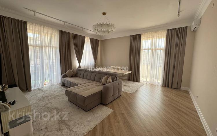 4-комнатная квартира, 158 м², 6/7 этаж, мкр «Мирас» 31 за 210 млн 〒 в Алматы, Бостандыкский р-н — фото 3