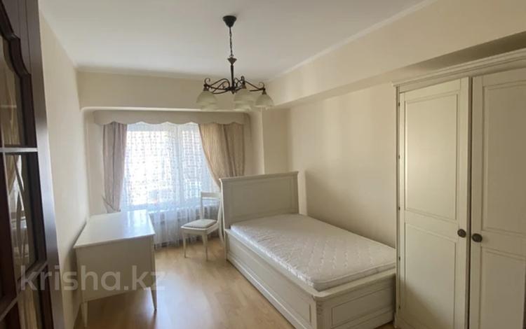 2-бөлмелі пәтер, 80 м², 3/12 қабат ай сайын, Толеби, бағасы: 350 000 〒 в Алматы, Медеуский р-н — фото 2