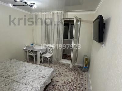 1-комнатная квартира · 15 м² · 2/5 этаж, Богенбай батыра — Толе би - Жарокова за 13 млн 〒 в Алматы, Алмалинский р-н