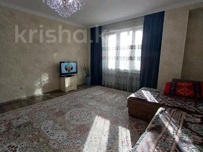 3-комнатная квартира, 100 м², 4/10 этаж, мкр Аксай-1А за 46 млн 〒 в Алматы, Ауэзовский р-н