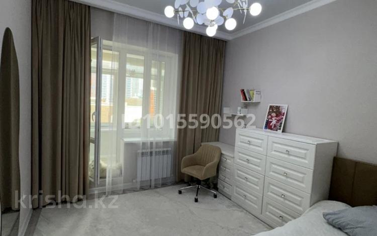 3-комнатная квартира · 88 м² · 8/8 этаж, Алихан Бокейхан 27/1 — Возле нац банка за 650 000 ₸ в Астане, Есильский р-н — фото 2