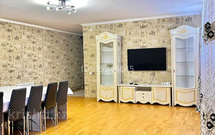 Жеке үй · 4 бөлме · 400 м² · тәулік бойы, Есиль 59, бағасы: 120 000 〒 в Астане, Алматы р-н — фото 2