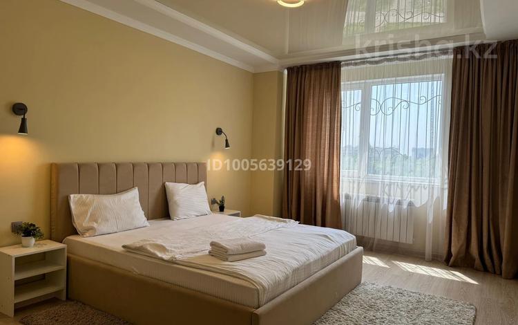 3-бөлмелі пәтер · 125 м² · 6/25 қабат, Абиша Кекилбайулы 38г, бағасы: 45 000 ₸ в Алматы, Бостандыкский р-н — фото 2