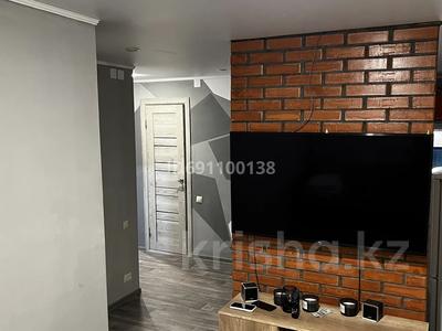 2-комнатная квартира, 43.7 м², 3/5 этаж, 1 микрорайон 24 за 8.7 млн 〒 в Лисаковске