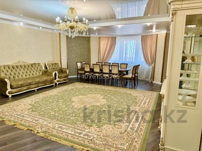 4-комнатная квартира · 156 м² · 10/16 этаж, мкр Новый Город, Абая 61/2 за 55 млн 〒 в Караганде, Казыбек би р-н