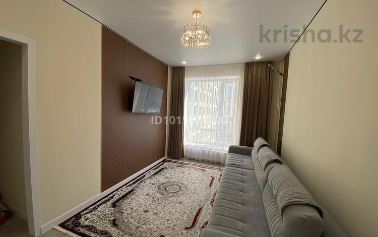 2-комнатная квартира · 52 м² · 6/12 этаж, Нажимеденова 26/1 — Кенен Азербаева за 350 000 ₸ в Астане, Сарайшык р-н — фото 2