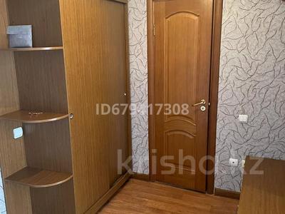 1-комнатная квартира, 48 м², 5/9 этаж помесячно, мкр Мамыр-2 16 за 250 000 〒 в Алматы, Ауэзовский р-н