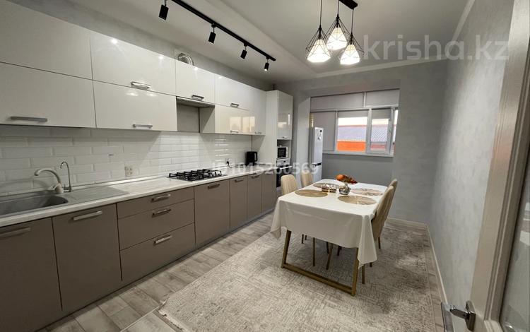 2-бөлмелі пәтер · 67.9 м² · 4/10 қабат, Қонаев ш/а. 52/2, бағасы: 35.5 млн ₸ в Уральске, мкр Кунаева — фото 2