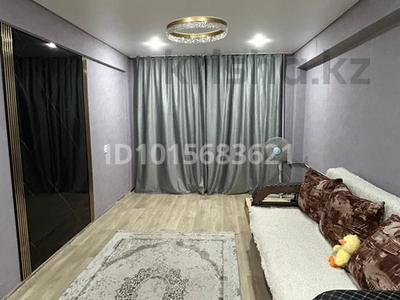 1-бөлмелі пәтер · 34.7 м² · 1/5 қабат, Шакарима 93, бағасы: 10 000 ₸ в Усть-Каменогорске