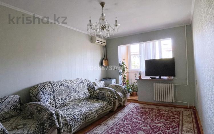 2-комнатная квартира, 42.3 м², 4/5 этаж, мкр Тастак-1 17