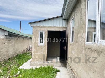 Продажа домов и дачи в Жетысу обл.: Отдельный дом · 1 комната · 48 м² · 7 сот., Жасыл көше 7 — Туб диспансердің арты за 10 млн 〒 Отдельный дом · 1 комната · 48 м² · 7 сот., Жасыл көше 7 — Туб диспансердің арты за 10 млн 〒 в Талдыкоргане