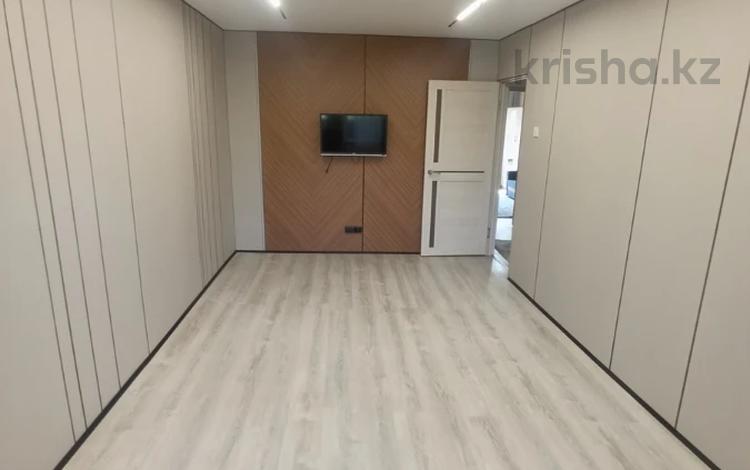 3-бөлмелі пәтер · 62 м² · 4/4 қабат, Жубанова 7/1, бағасы: 34 млн ₸ в Алматы, Ауэзовский р-н — фото 2